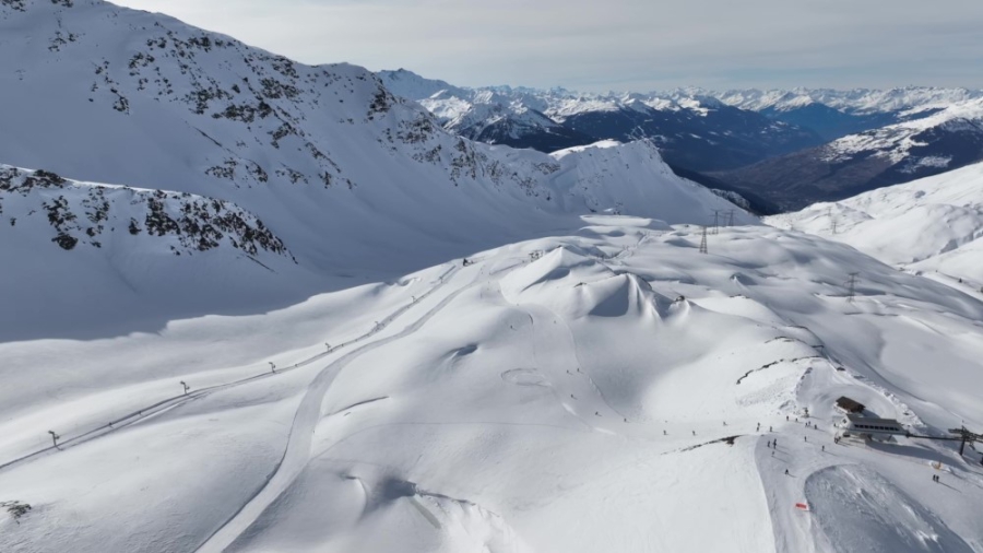 La Thuile de wilde kant van de Mont Blanc.